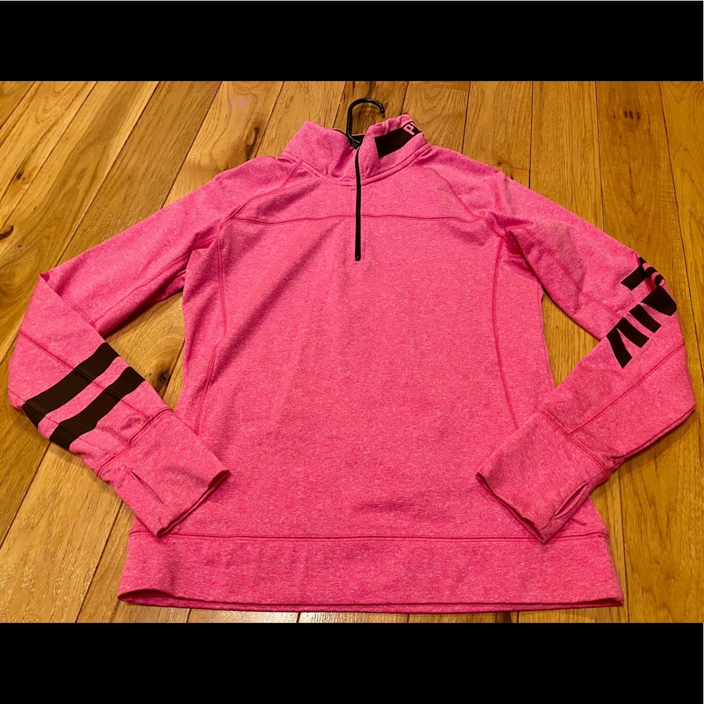 VS Pink Pull Over
